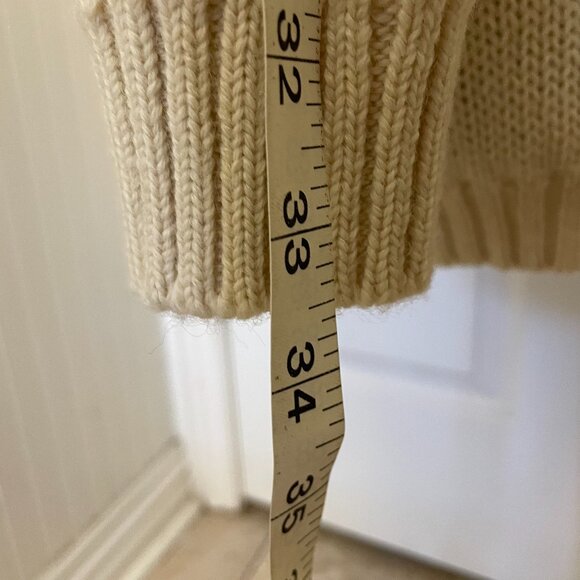 VINTAGE BRITISH OFF WHITE 100% WOOL APPLIQUED SWEATER - Picture 5 of 10